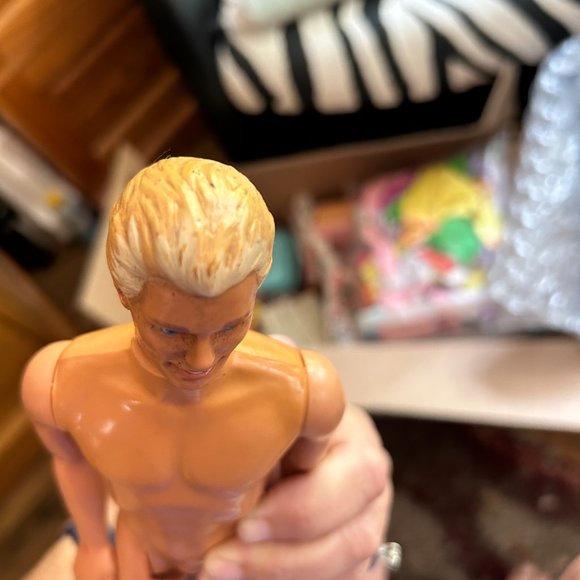 Vintage Ken Dolls '58, '88, '91, '83 and Clothing Mattel - Picture 11 of 16